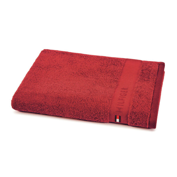0123136_695123-tommy-hilfiger-9504146-petseta-mpournouzopetseta-legend-muscat-1